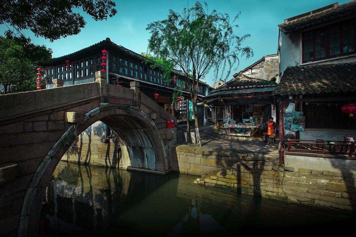 迷倒邓超却被张译抛弃，靠演技杀出一条路，35岁打脸整个娱乐圈